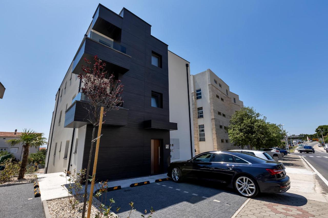 Lux Apartment Dolce Vita - Private Hottub Makarska Kültér fotó